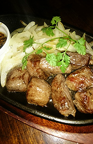 エゾ鹿肉の鉄板サイコロステーキ